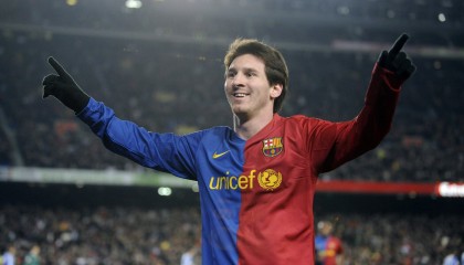 开云APP-厄德高接管年度焦点之战，当塞内加尔绝杀奥地利，足球如何成为全球化的暗喻？