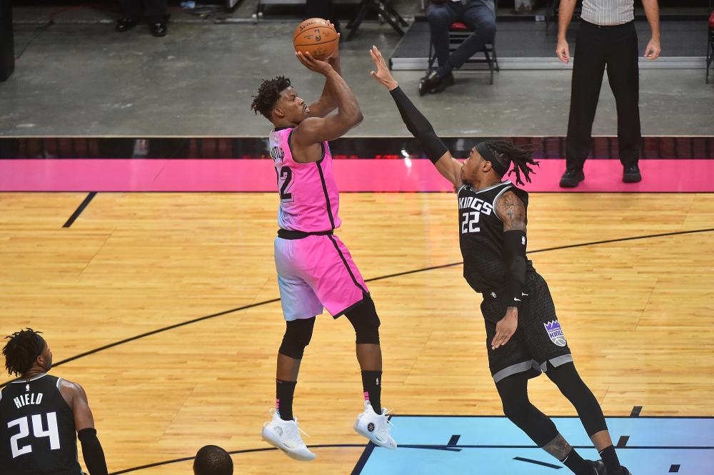 国王轻取热火，福克斯刷新纪录