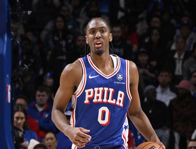 上海队力克独行侠,恩比德惊艳四座 上海队力克独行侠,恩比德惊艳四座