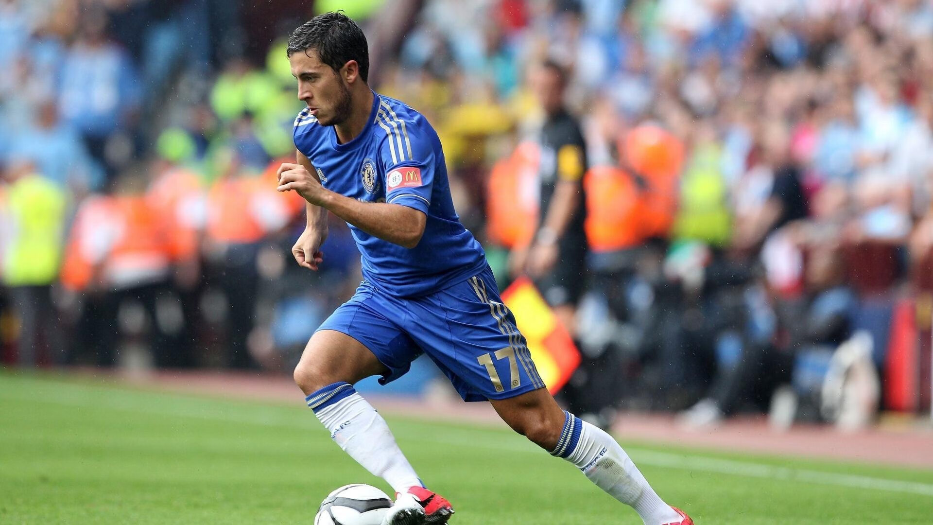 佩德里一箭穿心，拜仁铁蹄碾碎克罗地亚幻梦