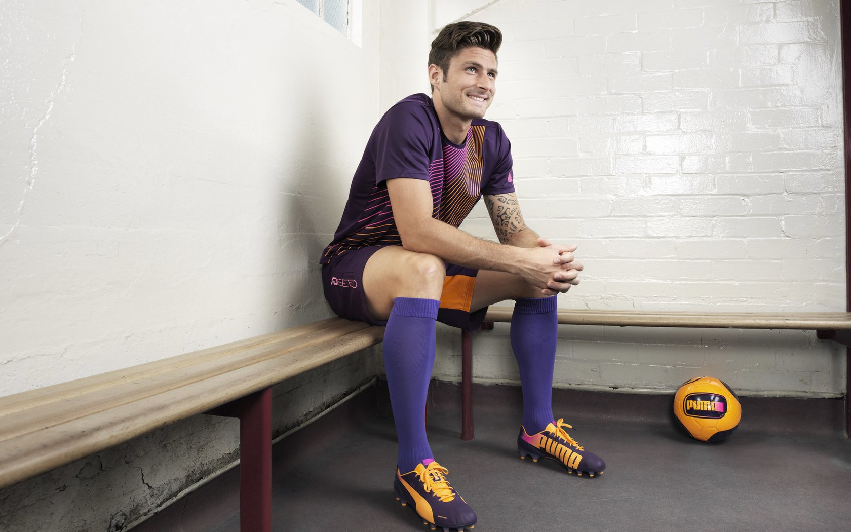 内马尔攻防两端统治，马赛火力压制巴西，当桑巴足球遭遇欧陆铁壁