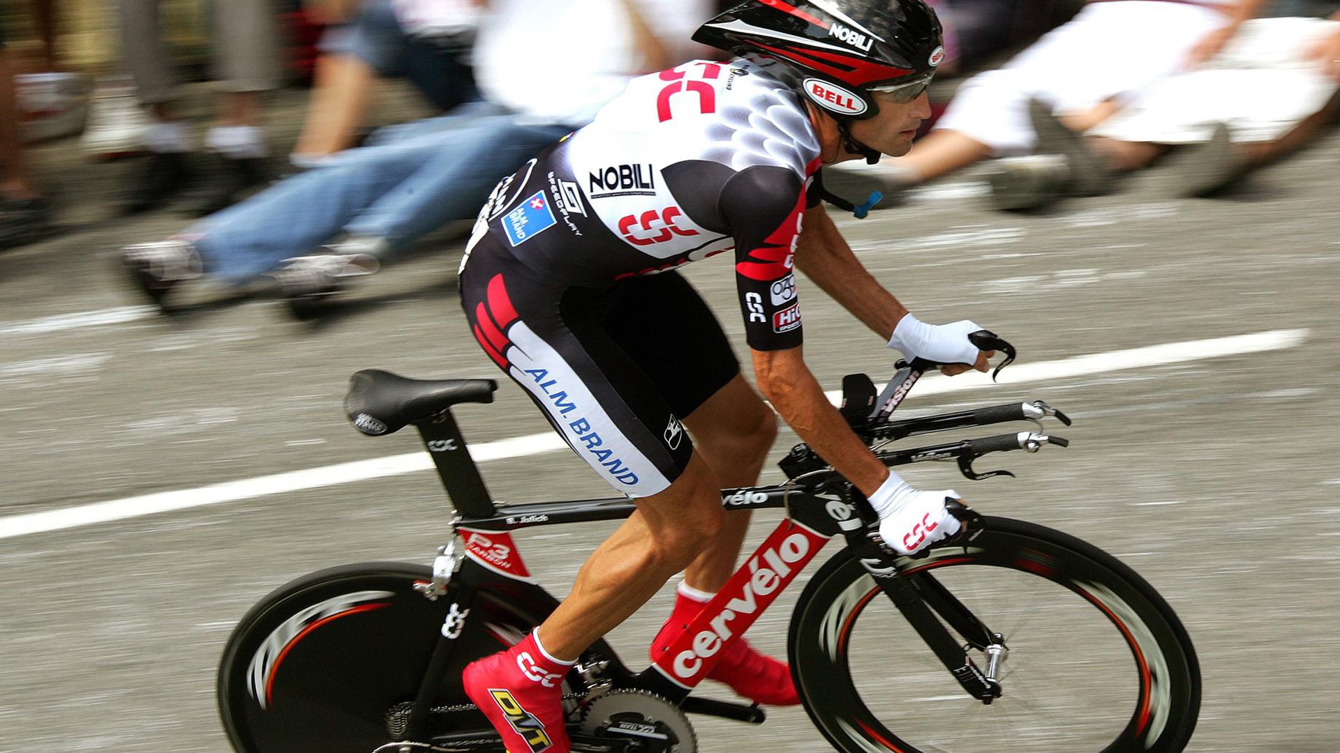 阿拉巴的刀锋,当秘鲁对阵曼城,足球如何被提前剧透?